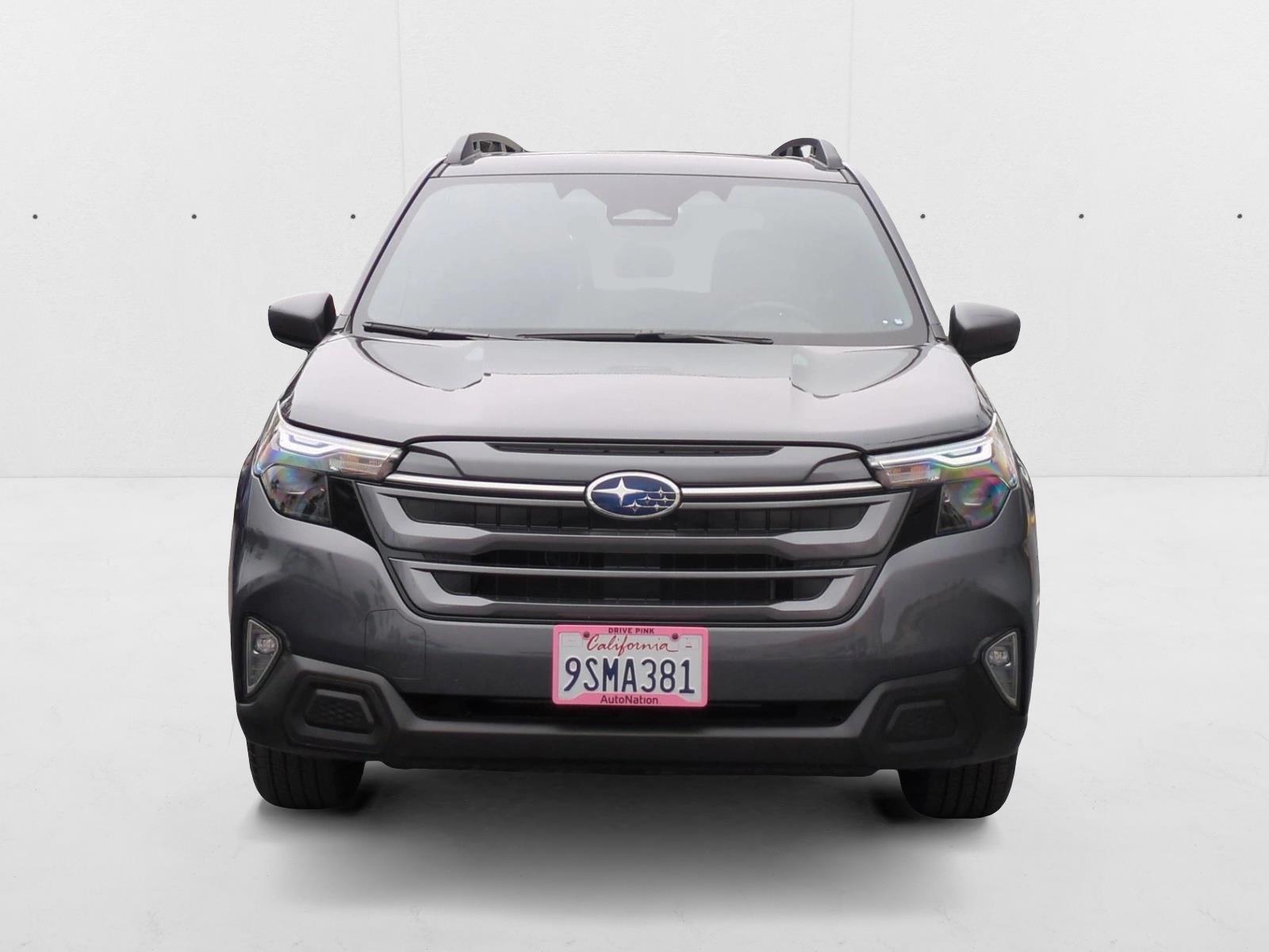 2025 Subaru Forester Premium Base photo 2