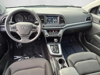 2018 Hyundai Elantra SEL photo 18