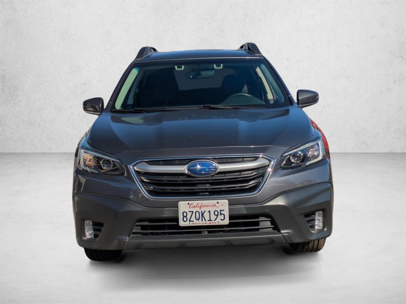 2022 Subaru Outback Premium photo 2