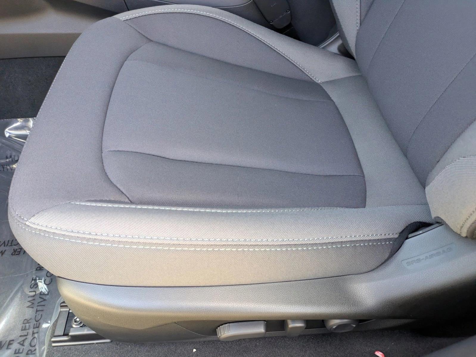 2025 Subaru Crosstrek Premium photo 4