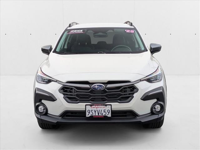 2025 Subaru Crosstrek Limited photo 2
