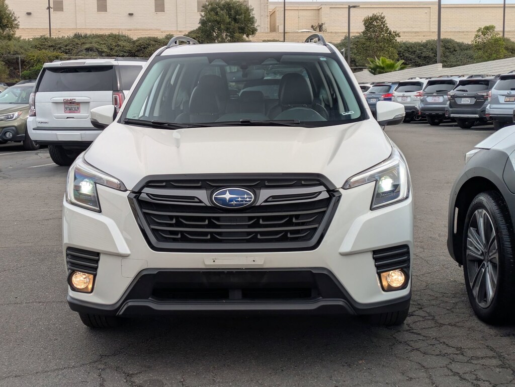 Used 2023 Subaru Forester Limited SUV