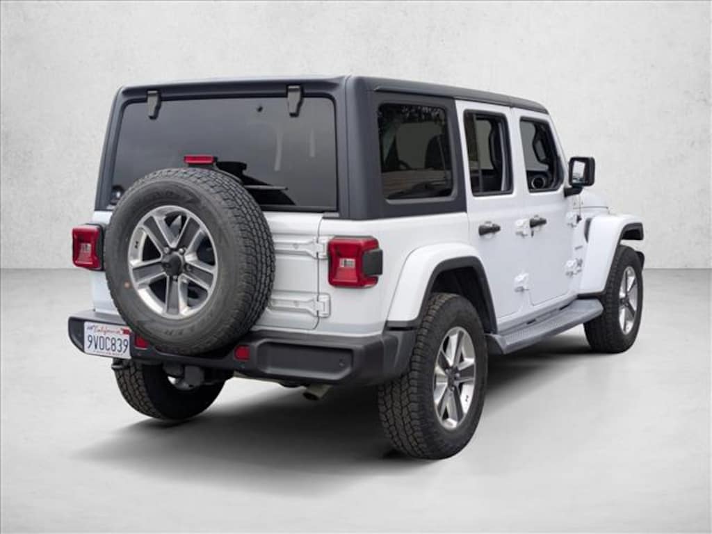 Used 2018 Jeep Wrangler Unlimited Sahara 4x4 SUV
