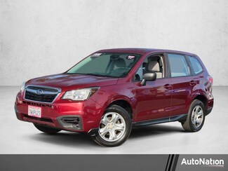 2017 Subaru Forester 2.5i photo 1