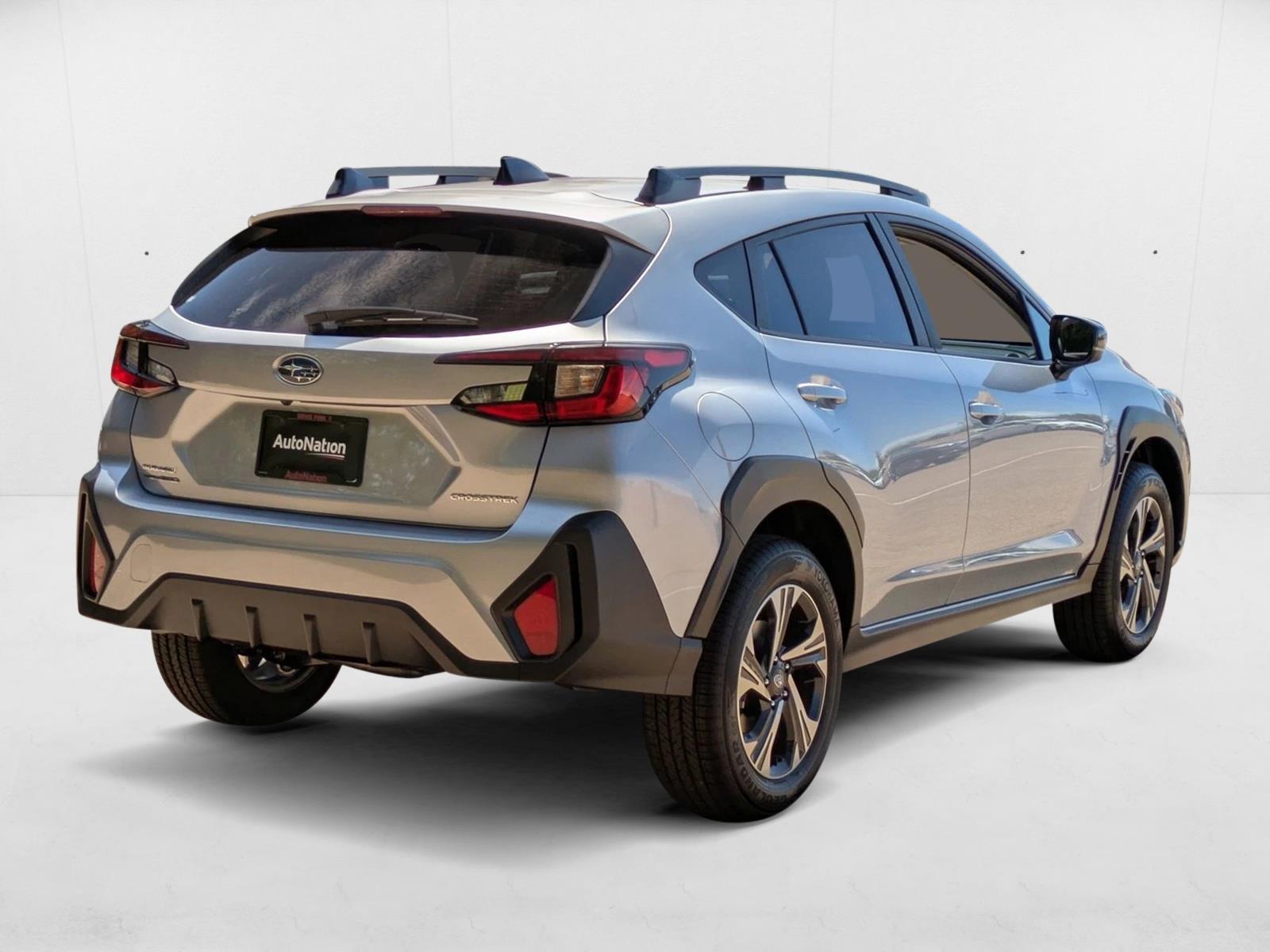 2025 Subaru Crosstrek Premium photo 2