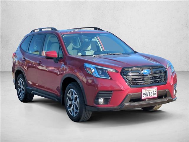2023 Subaru Forester Premium photo 2