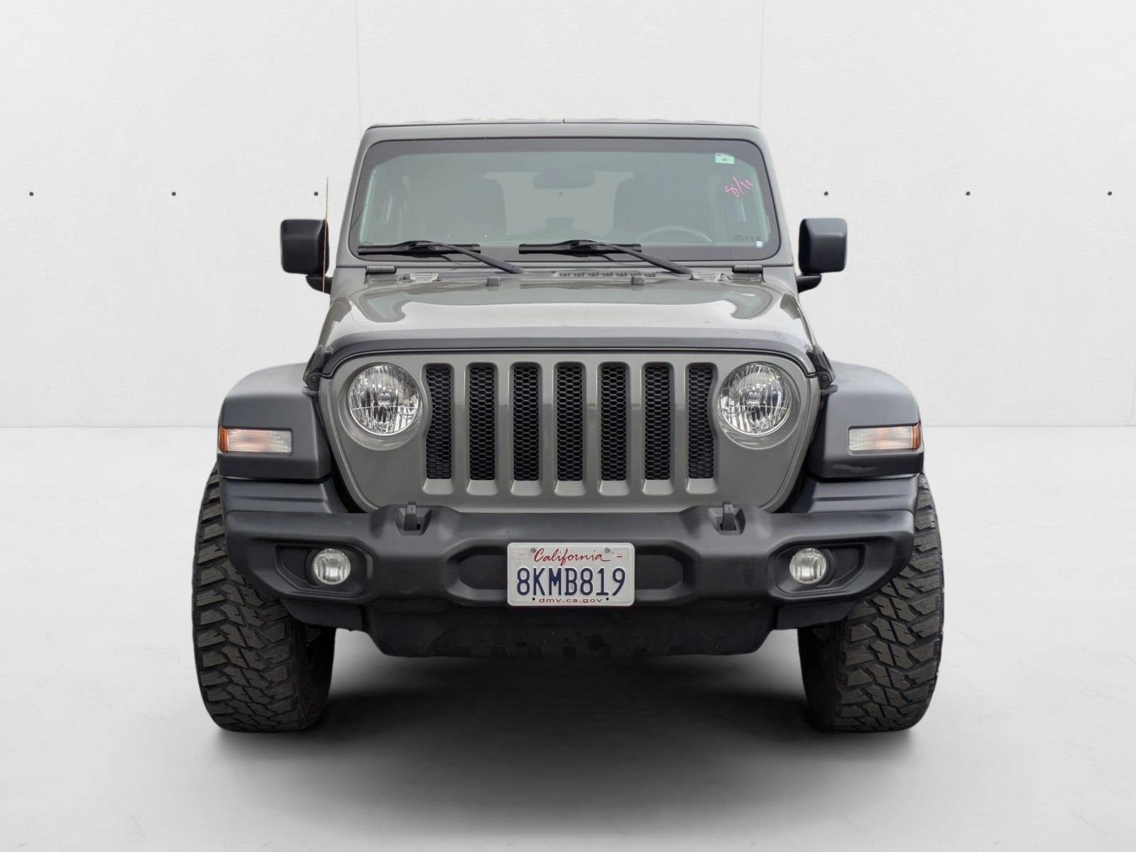 2018 Jeep Wrangler Unlimited Sport photo 2