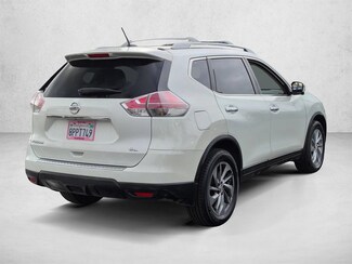 2015 Nissan Rogue SL photo 6