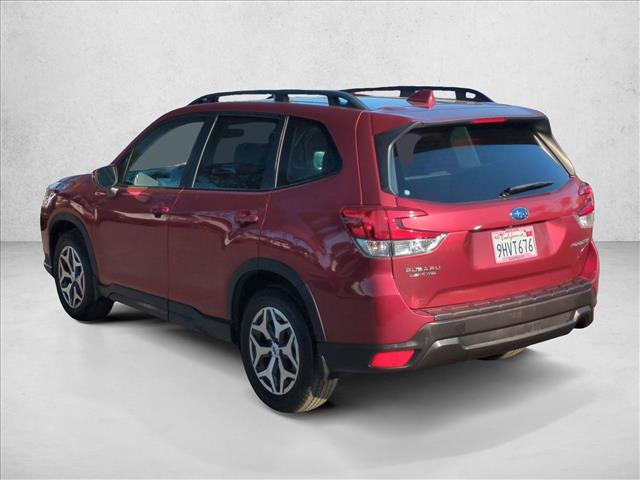 2023 Subaru Forester Premium photo 3