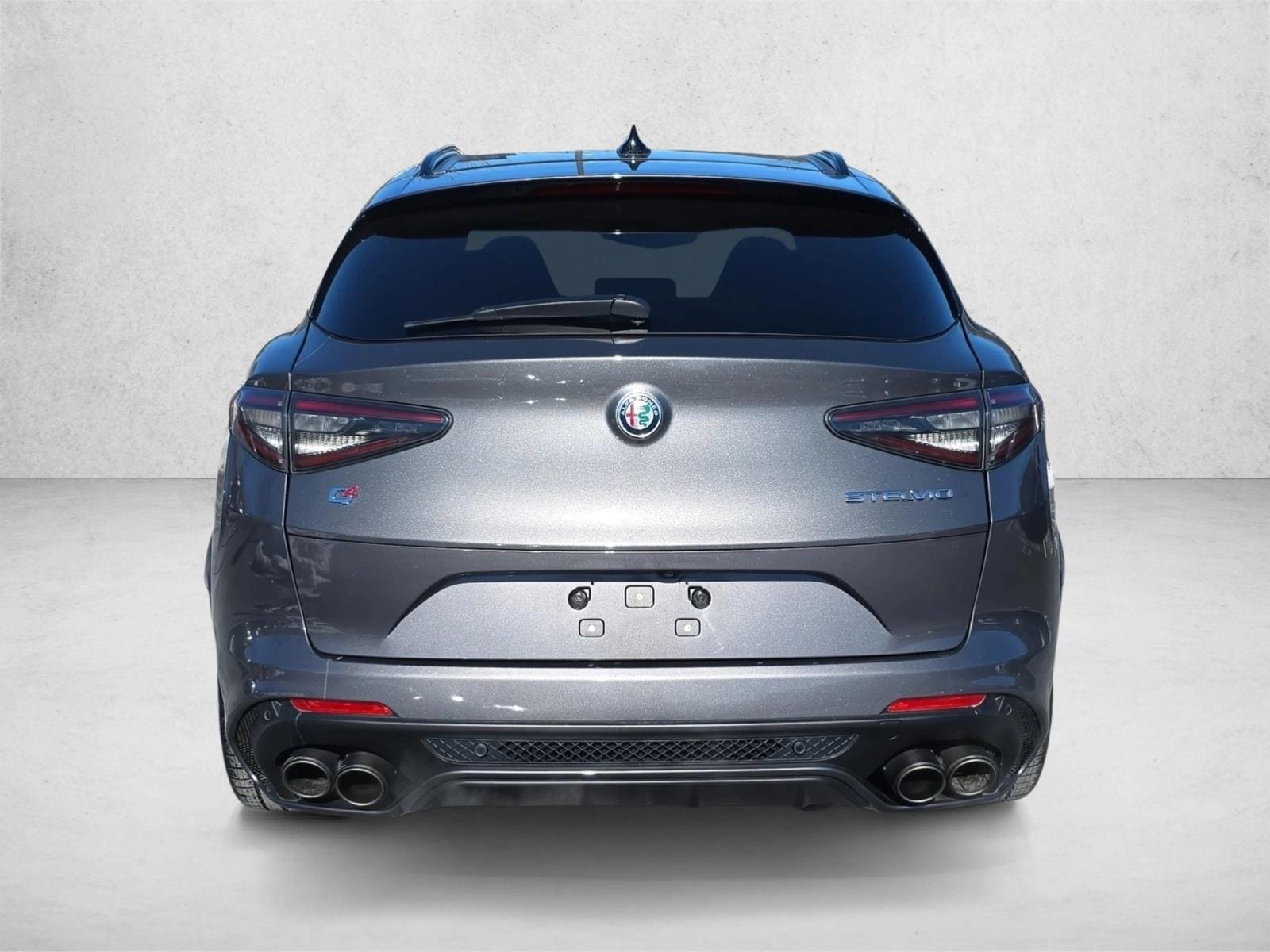 2024 Alfa Romeo Stelvio Quadrifoglio photo 5