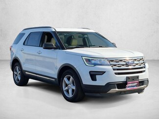 2018 Ford Explorer XLT photo 4