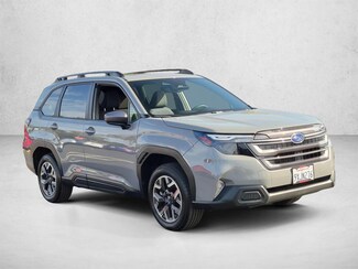 2026 Subaru Forester Premium photo 3