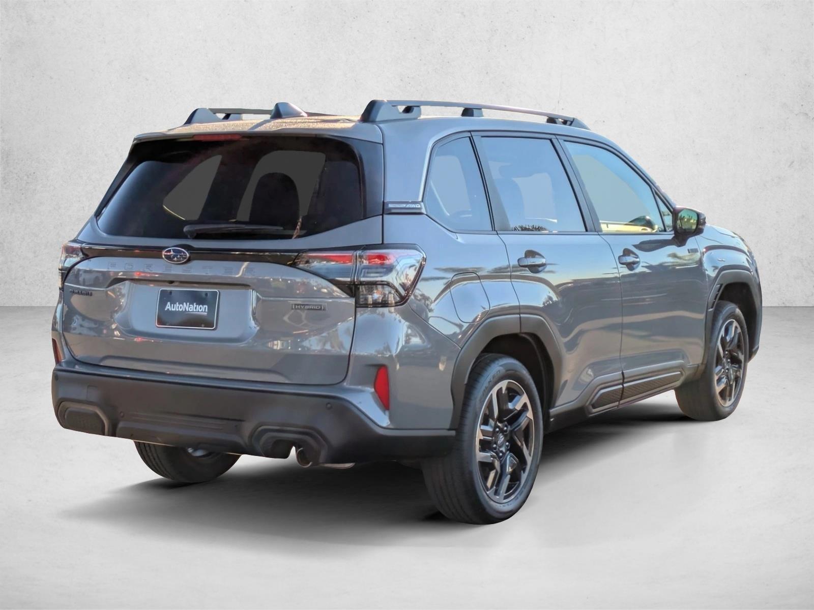 2025 Subaru Forester Limited photo 2