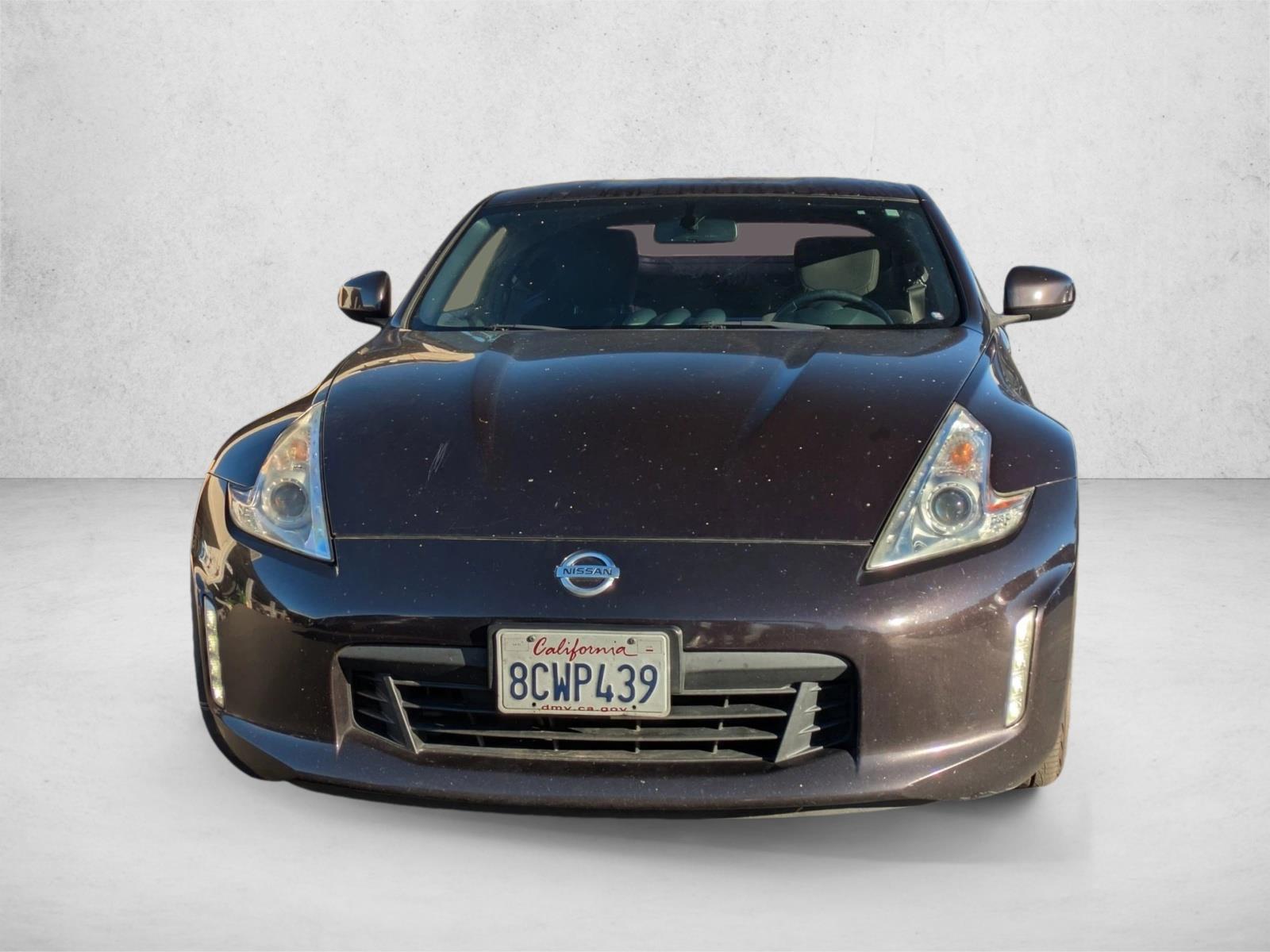 2016 Nissan 370Z Base photo 2