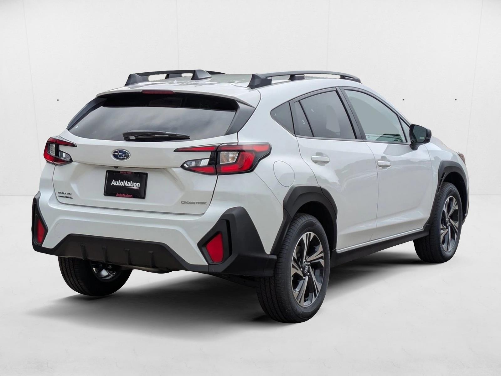 2025 Subaru Crosstrek Premium photo 2