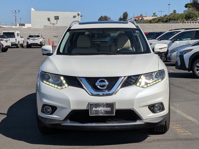 2016 Nissan Rogue SL photo 3