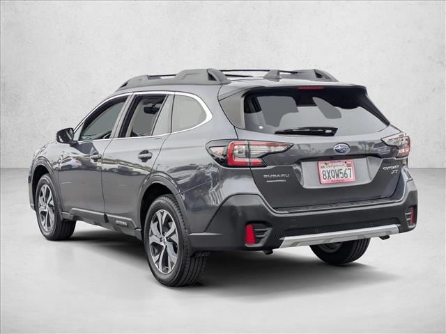 2022 Subaru Outback Limited XT photo 6