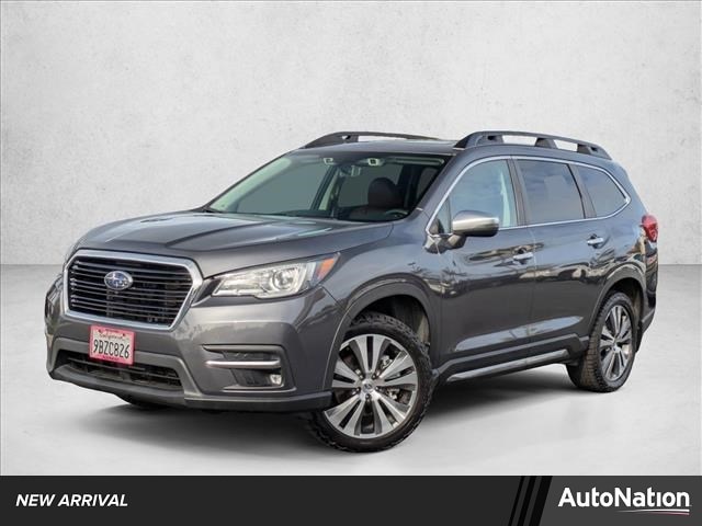 2022 Subaru Ascent Touring's photo