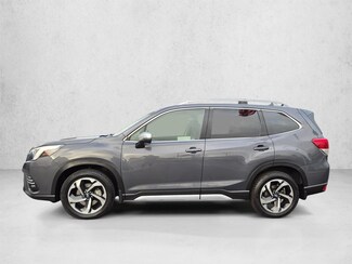 2024 Subaru Forester Touring photo 2