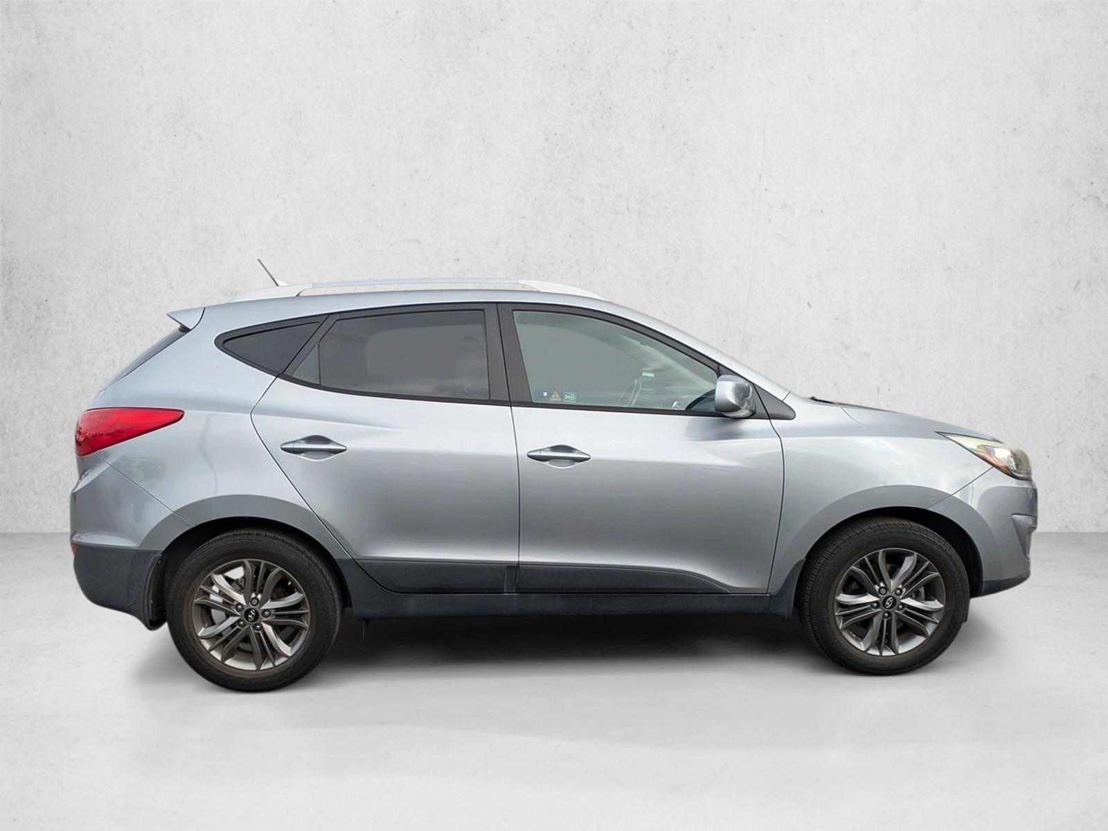 2014 Hyundai Tucson SE photo 4