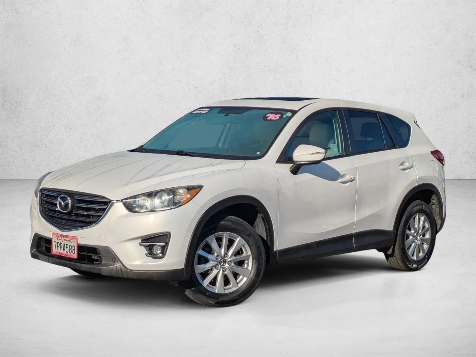 2016 Mazda CX-5 Touring's photo