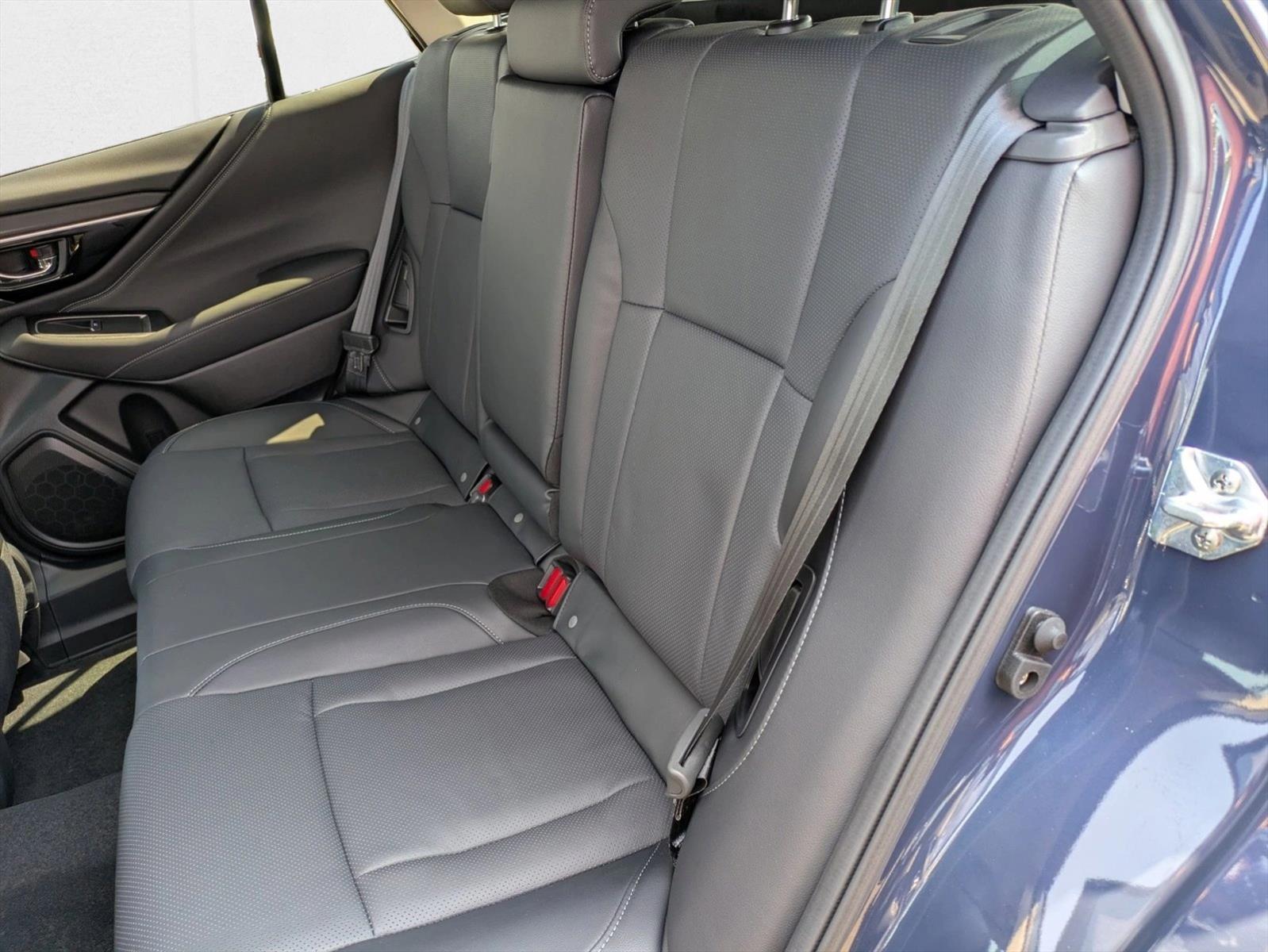 2025 Subaru Outback Limited photo 4