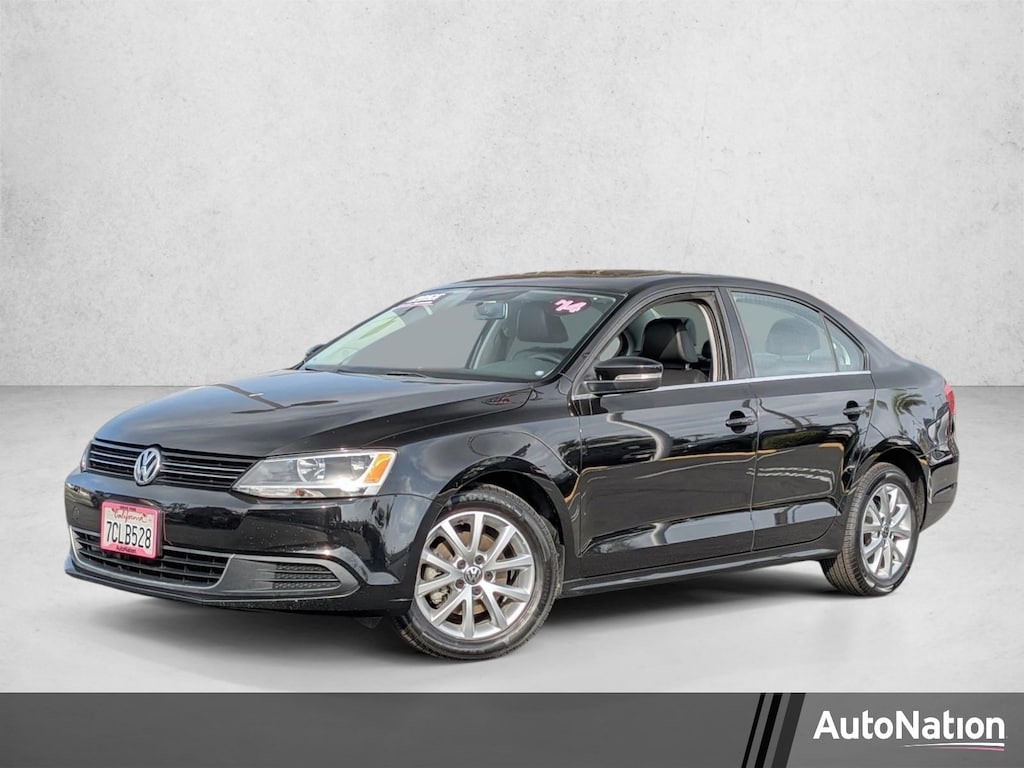 Used 2014 Volkswagen Jetta 1.8T SE w/Connectivity/Sunroof/PZEV Sedan