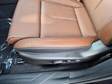 2026 Subaru Outback Touring XT in Crystal Black Silica, stock #TY582355 — photo 4