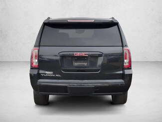 2020 GMC Yukon XL SLT photo 7