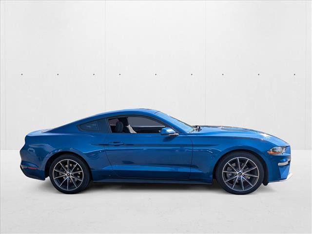2018 Ford Mustang EcoBoost photo 4