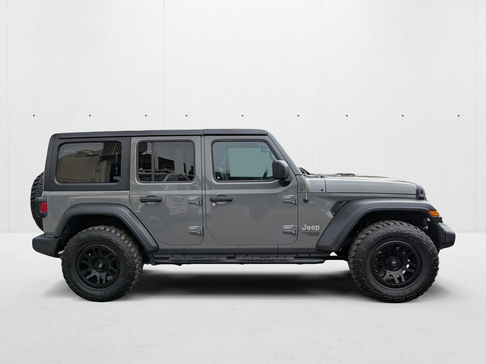 2018 Jeep Wrangler Unlimited Sport photo 4