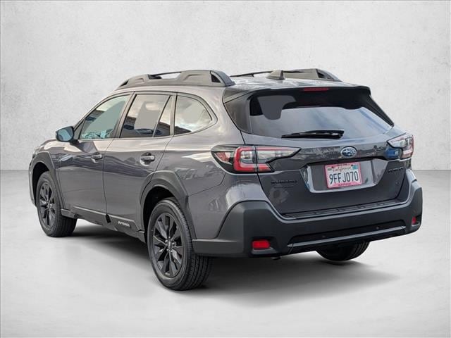 2023 Subaru Outback Onyx Edition photo 6
