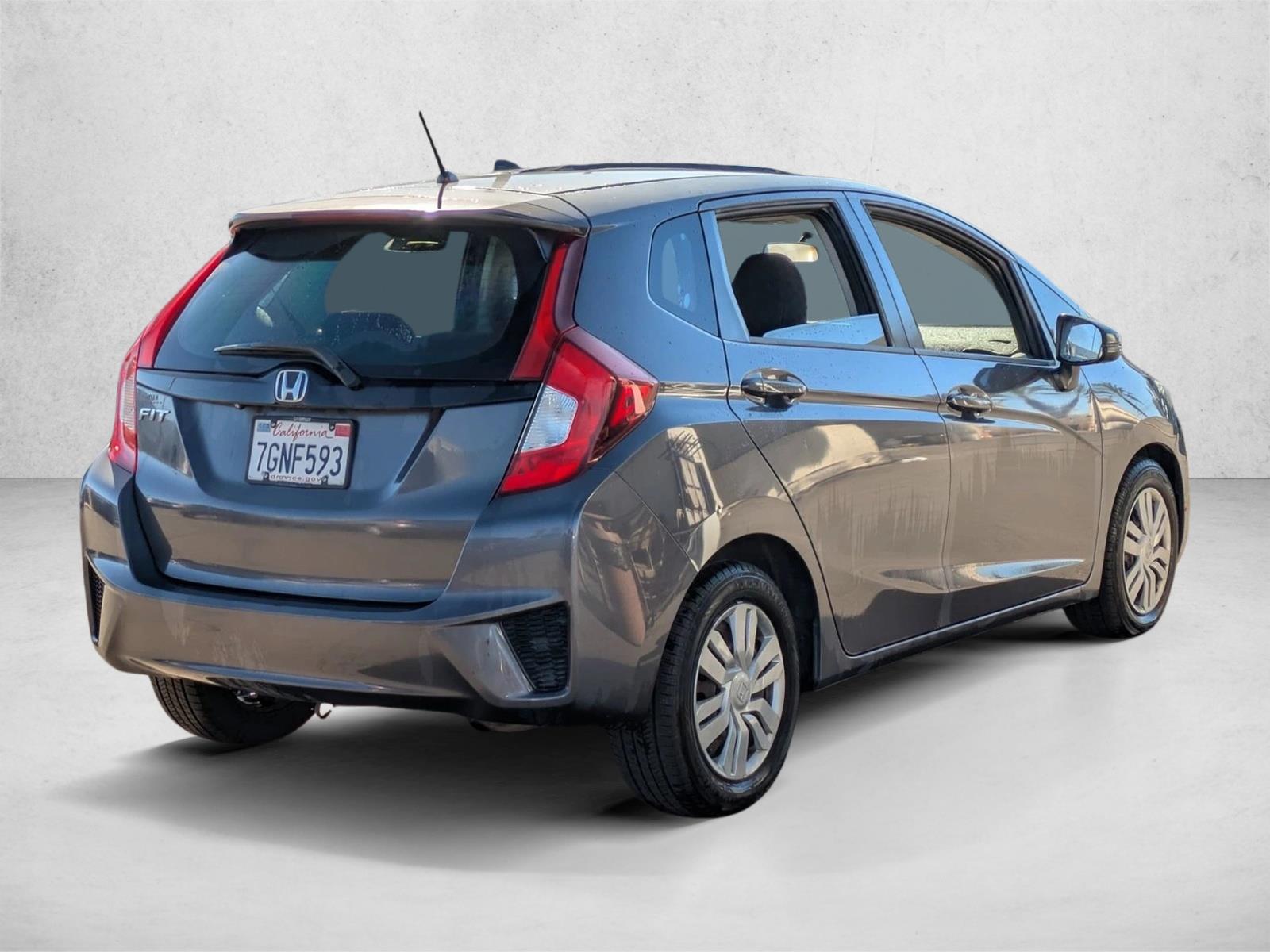 2015 Honda Fit LX photo 4