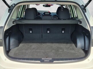 2024 Subaru Forester Premium photo 9