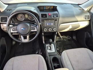 2017 Subaru Forester 2.5i photo 15
