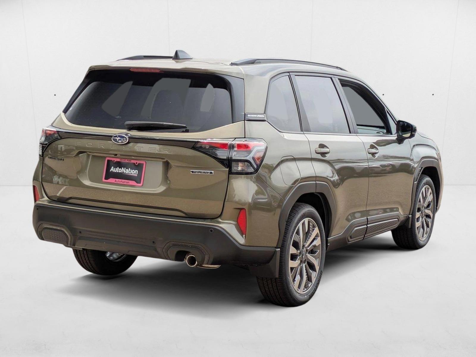2025 Subaru Forester Touring photo 2