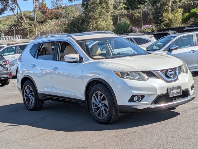 2016 Nissan Rogue SL photo 4