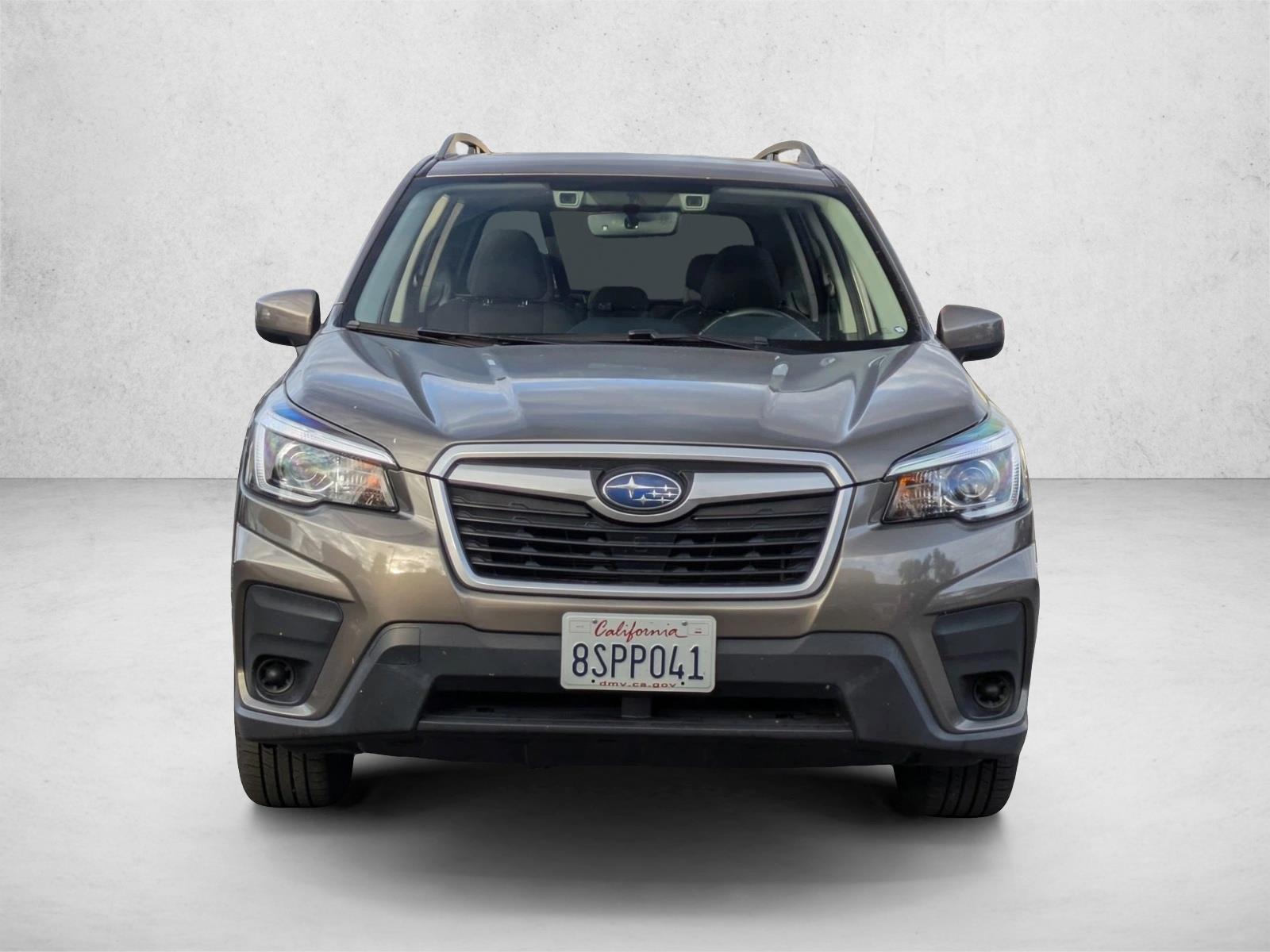 2020 Subaru Forester Premium photo 2