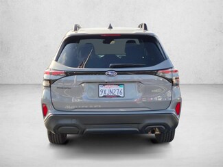 2026 Subaru Forester Premium photo 6