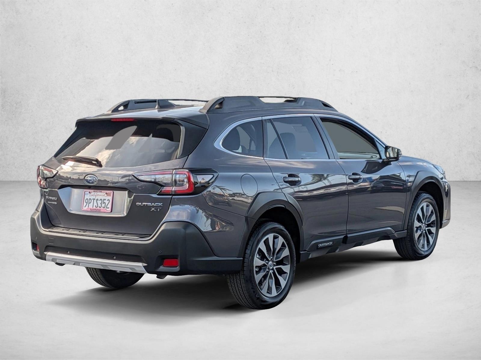 2025 Subaru Outback Limited XT photo 5