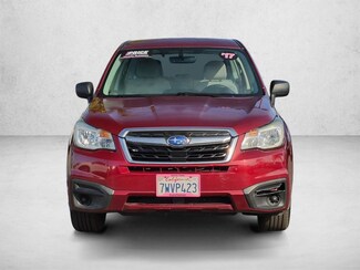 2017 Subaru Forester 2.5i photo 3