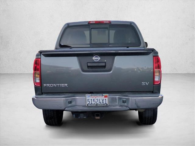 2016 Nissan Frontier SV photo 6