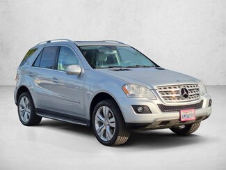 2010 Mercedes-Benz M-Class ML350 4MATIC photo 4
