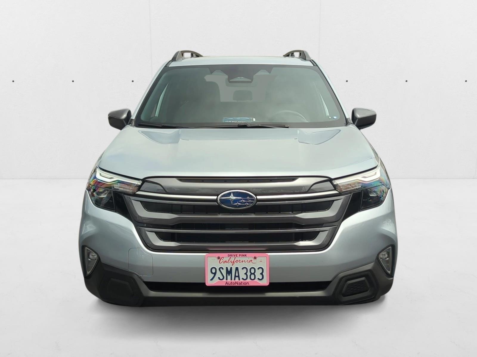 2025 Subaru Forester Premium Base photo 2
