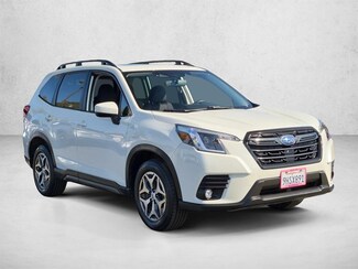 2024 Subaru Forester Premium photo 4