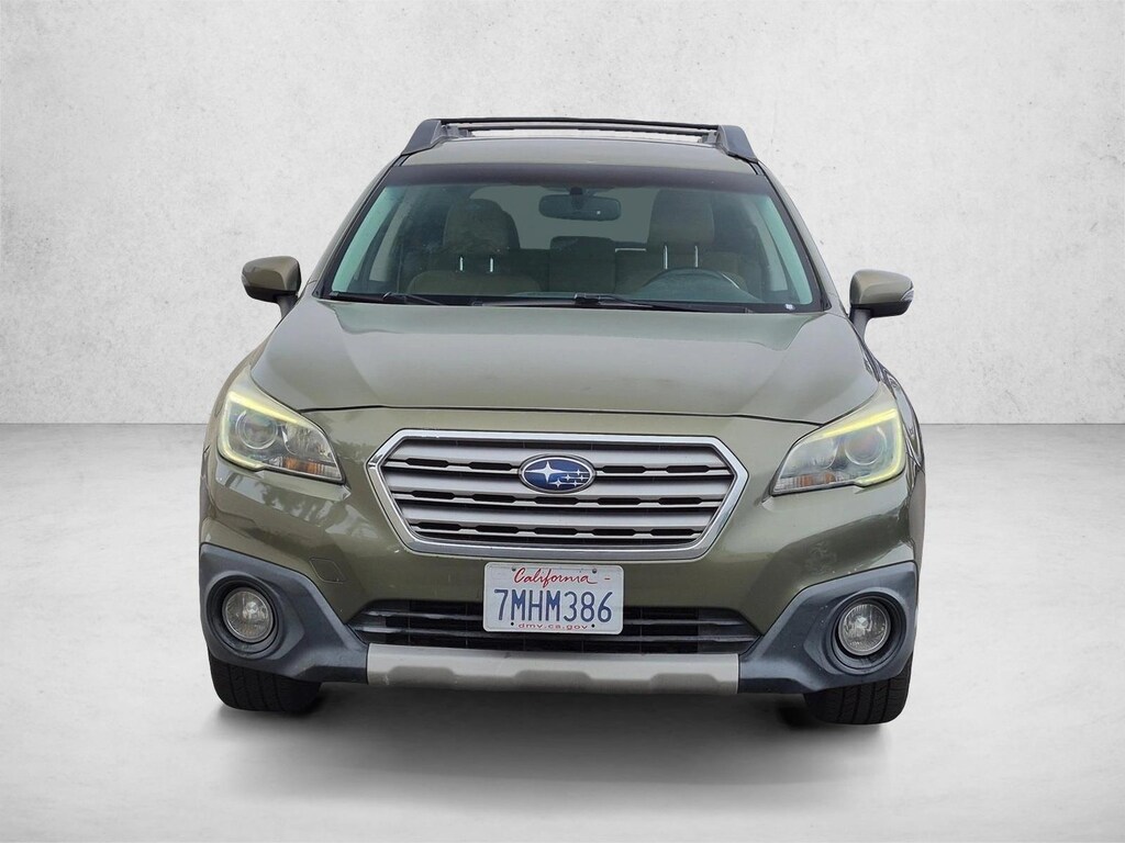 Used 2015 Subaru Outback 2.5i Limited w/Moonroof/KeylessAccess/Nav/EyeSight SUV