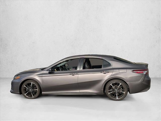 2018 Toyota Camry XSE photo 2