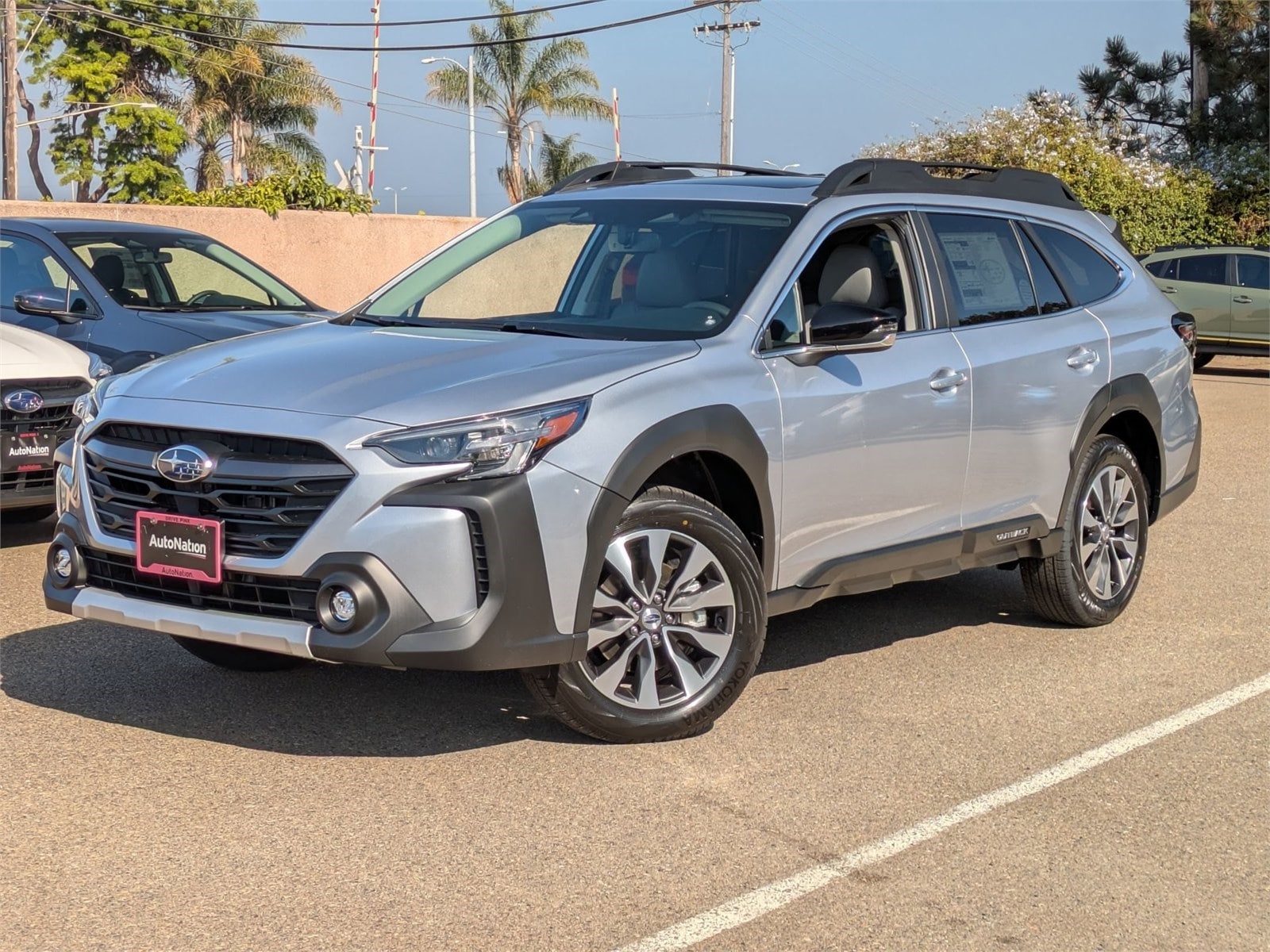 2025 Subaru Outback Limited's photo