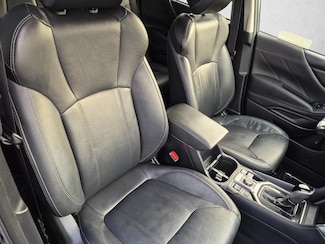 2024 Subaru Forester Touring photo 17