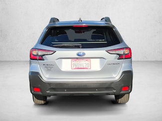 2024 Subaru Outback Onyx Edition photo 7
